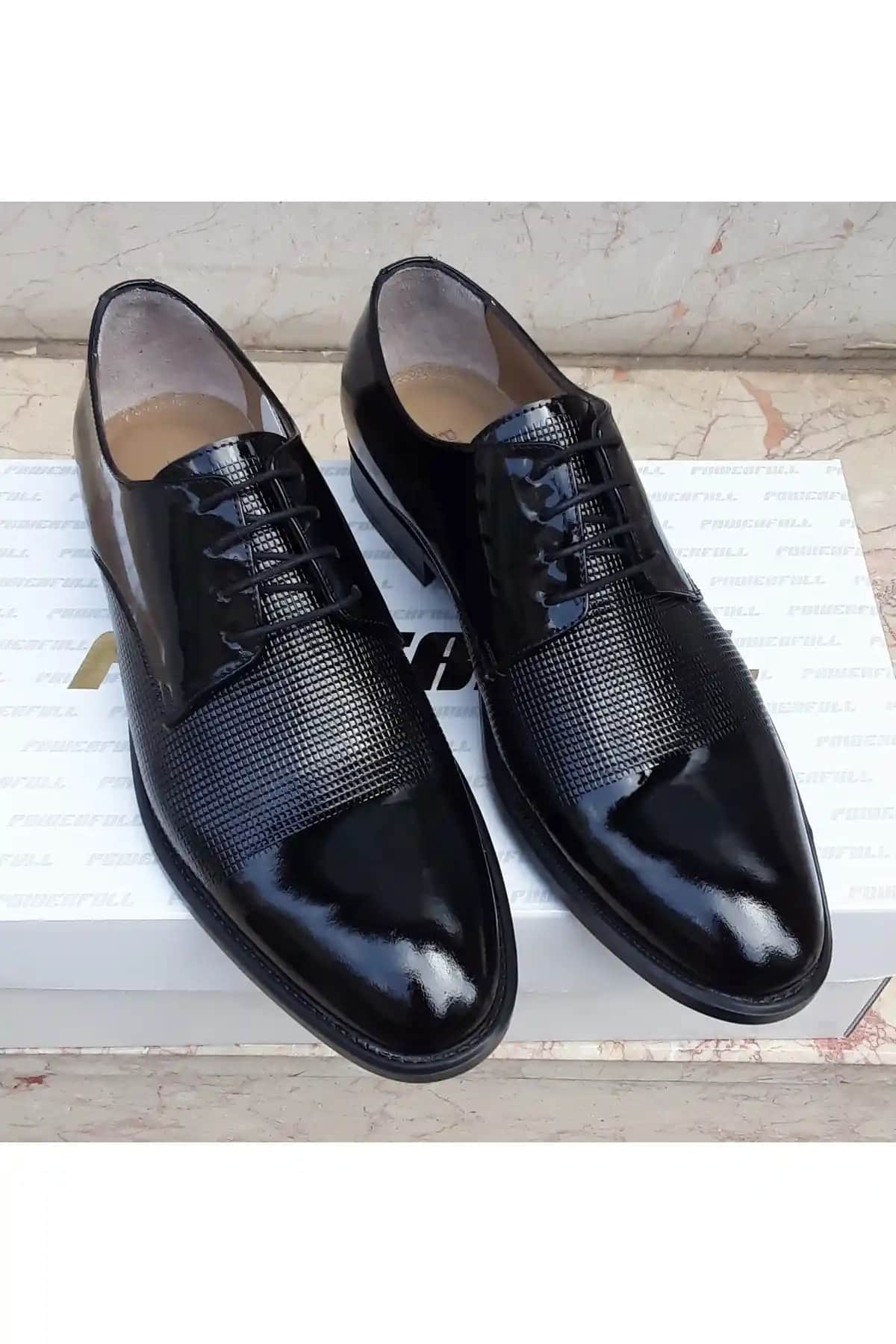 Damatlık Seçiminde Stil ve Anlam: Geleneksel ve Modern Trendlerin Detaylı İncelenmesi