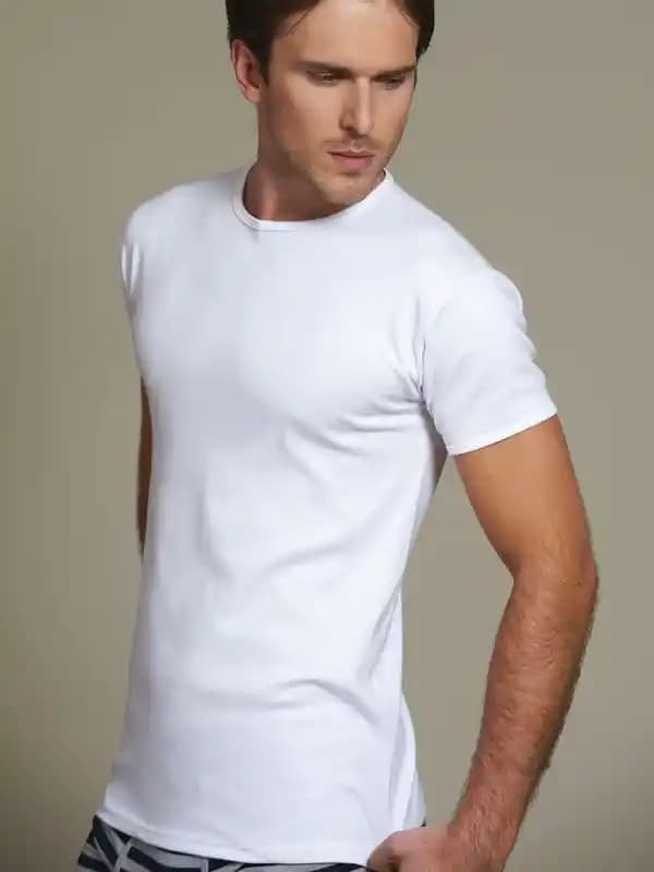 Erkek İç Giyimde Güncel Trendler ve Popüler Kültürün Etkisi