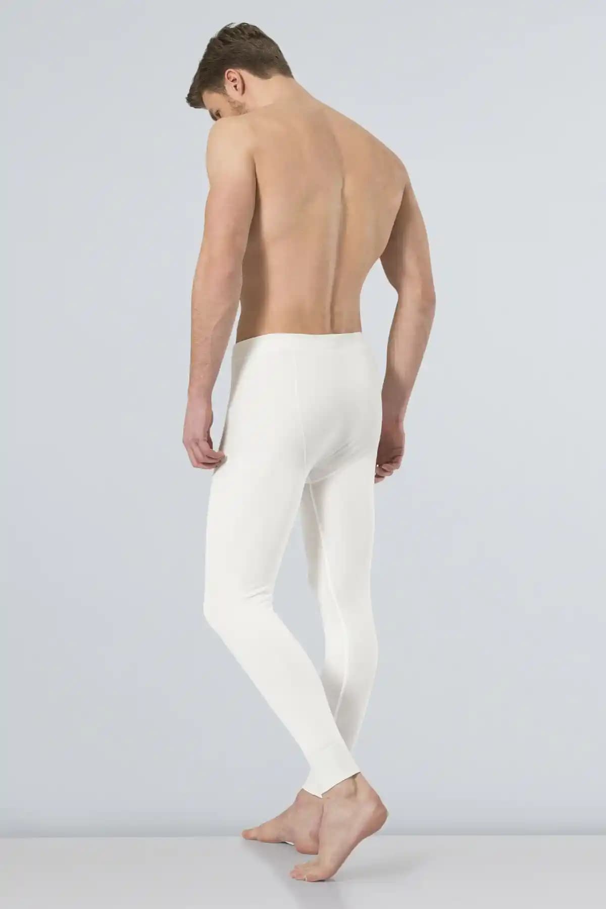 Erkek Modasında Uzun Etek Trendleri ve Stil İpuçları Günlük ve Resmi Kombinlerde Kullanım