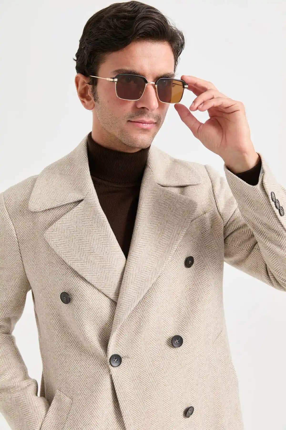 Erkek Modasında Yün Palto Seçimi ve Kombinasyon İpuçları