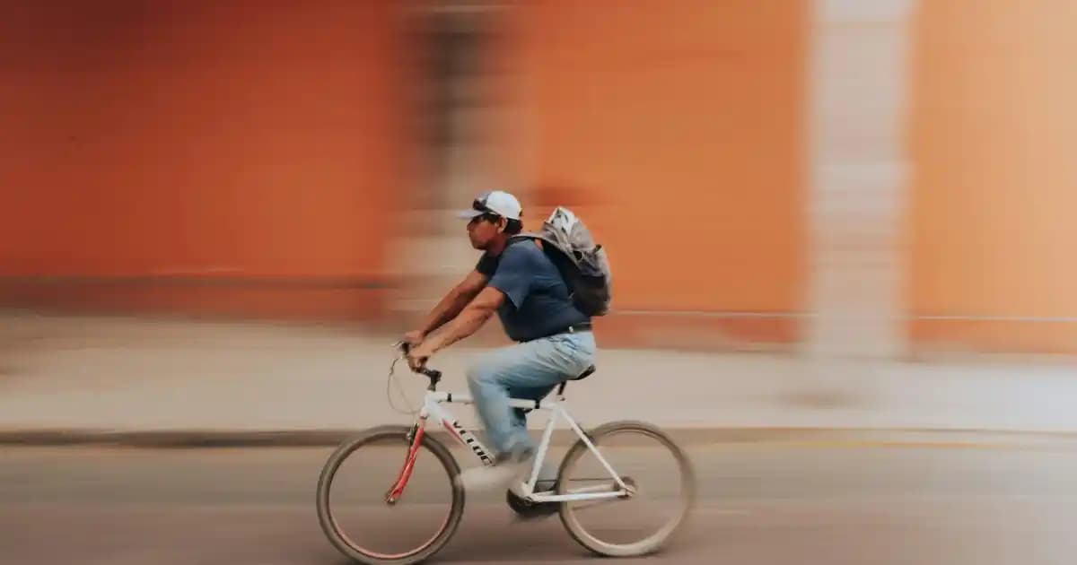 Erkekler İçin Tencel Kot Pantolonlar: Sürdürülebilirlik ve Moda Trendleri