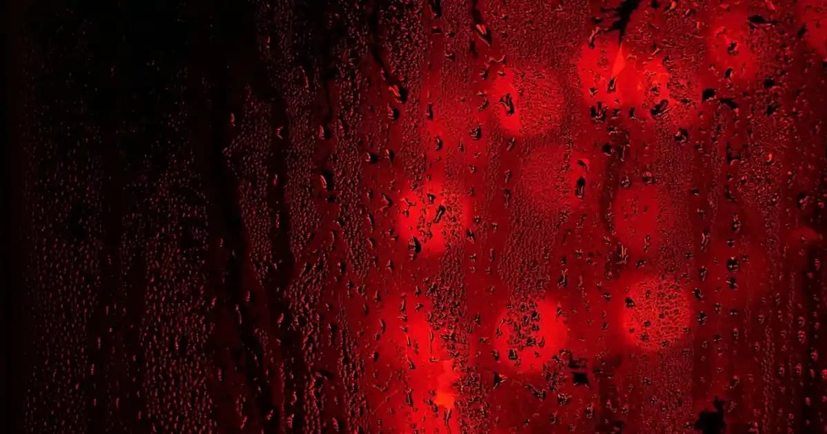 Erkekler İçin Yandan Cepli Keten Pantolonlar: Yaz Ayları İçin Şık ve Konforlu Seçenekler