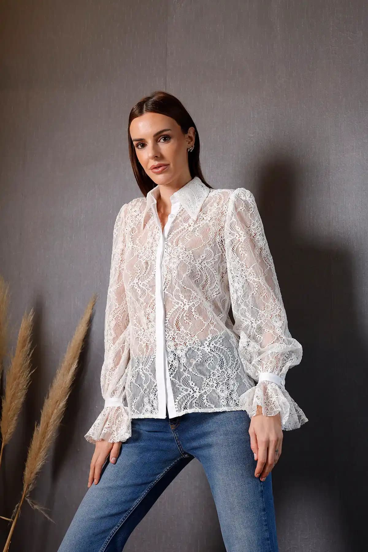 Gömlek Modelleri ve Moda Trendleri 2024: Stil Sahibi Olmanın Yolları