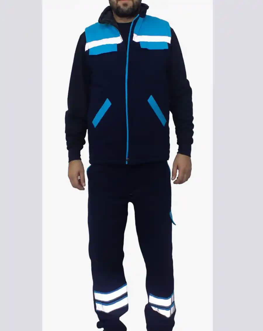 İş Elbiselerinde Şıklık ve Zarafet: Trendler, Kombinasyon ve Stil İpuçları