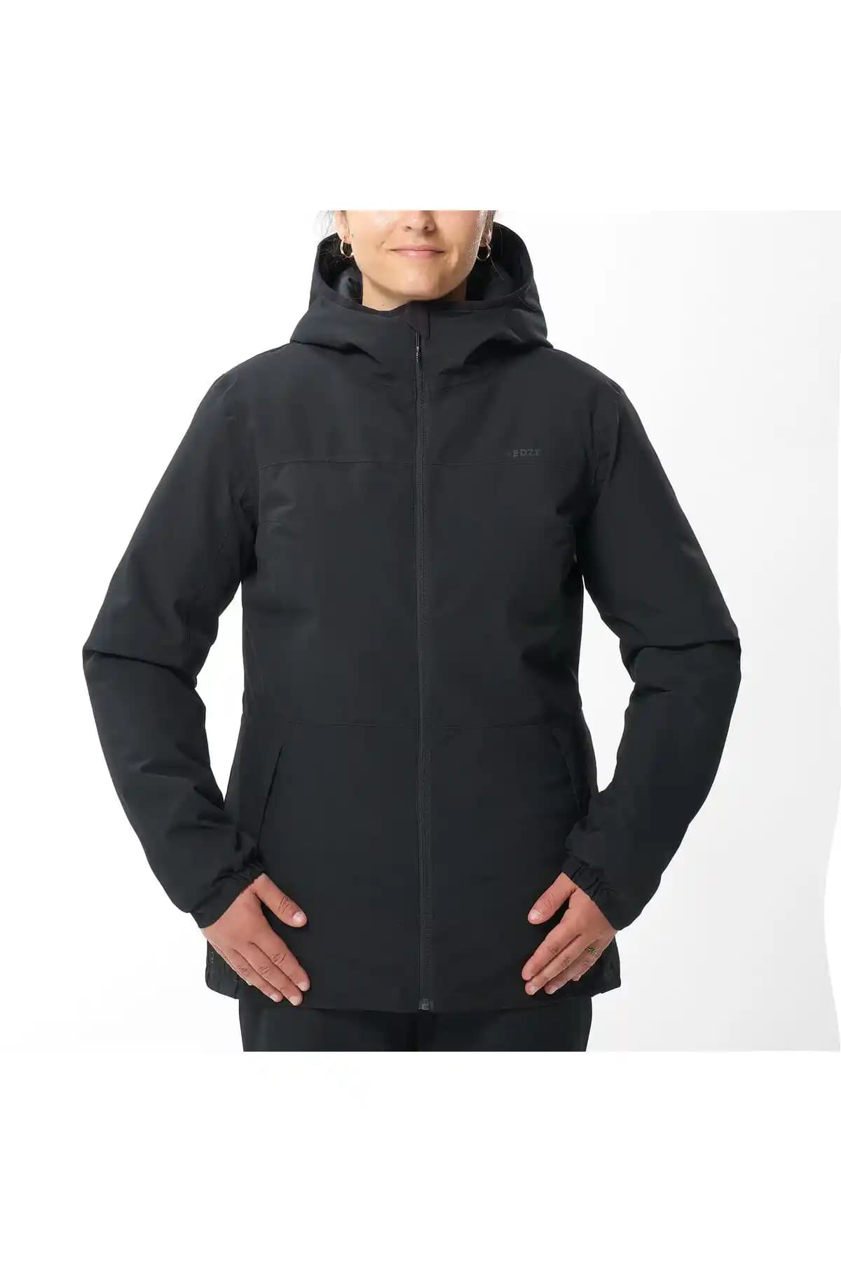 Kadın Modasında Güncel Trendler ve Wedze Montlarla Şıklık ve Konfor