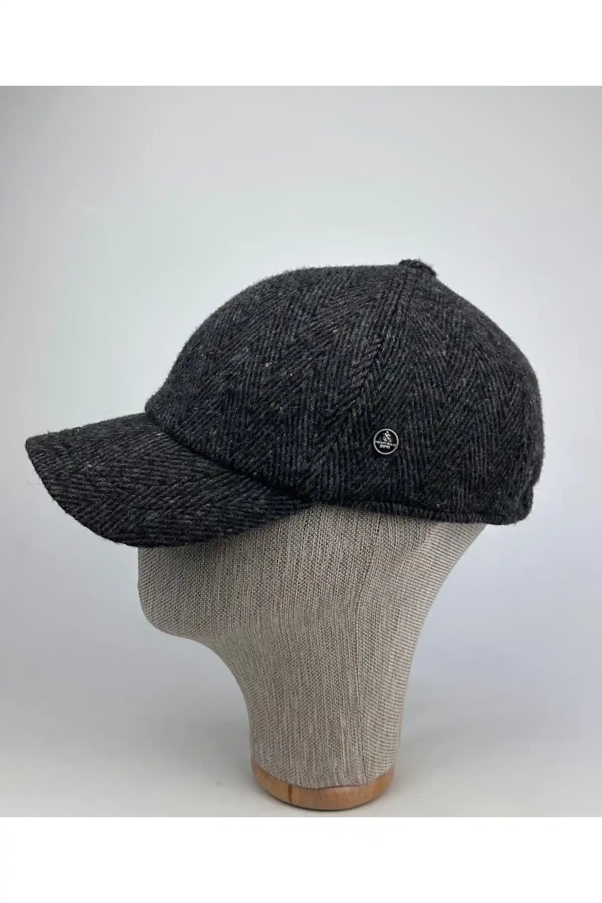 Kışlık Şapkalar: Stil ve Konforu Bir Arada Sunan Modaya Uygun Seçenekler