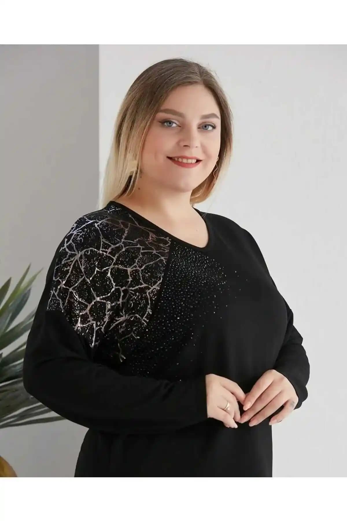 Moda Dünyasında Bluzler: Stil ve Zarafetin En Güzel Temsilcileri Hakkında Kapsamlı Rehber