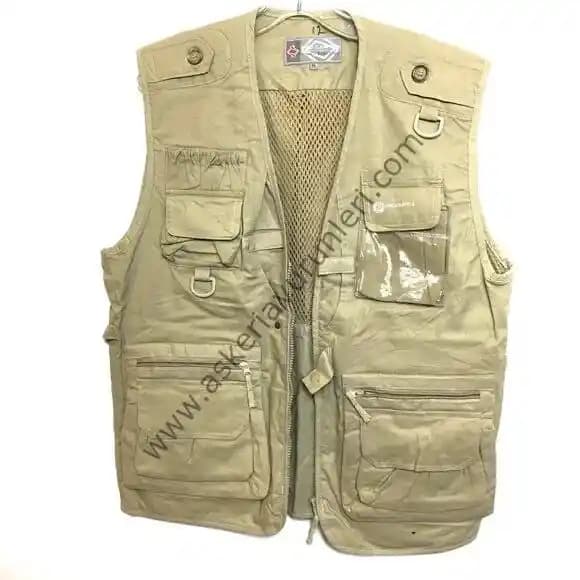 Moda Dünyasında Yelek Çeşitleri ve Stil İpuçları: Güncel Trendler ve Kombinasyonlar