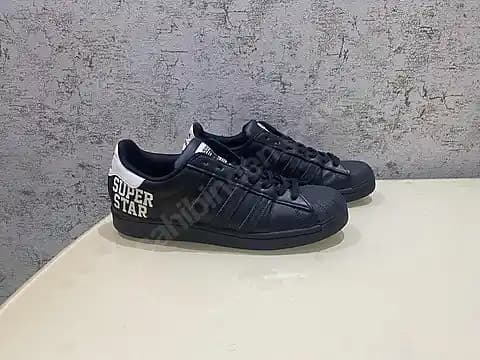 Moda Dünyasının Parlayan Yıldızları: Süperstar Modelleri ve Etkileri Analizi