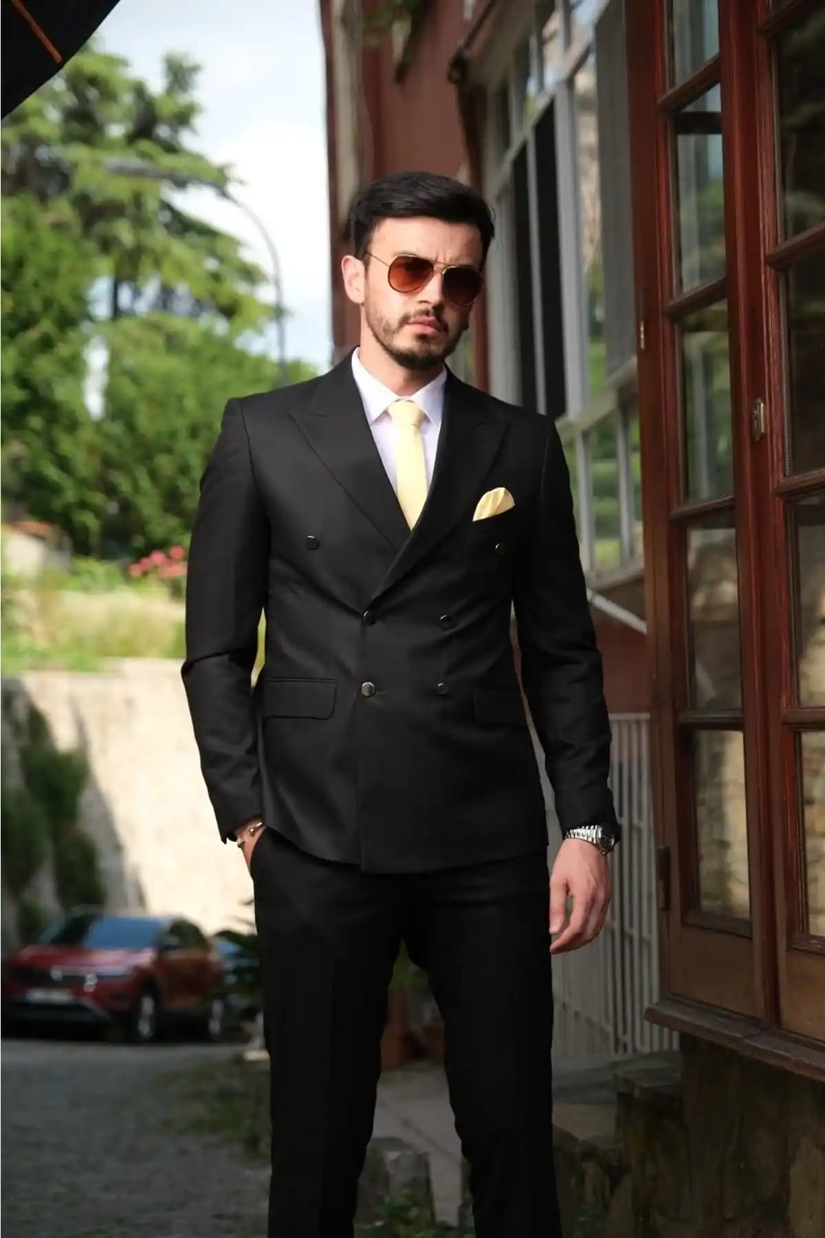 Modern ve Şık Yeni Model Takım Elbise Trendleri ve Moda İpuçları