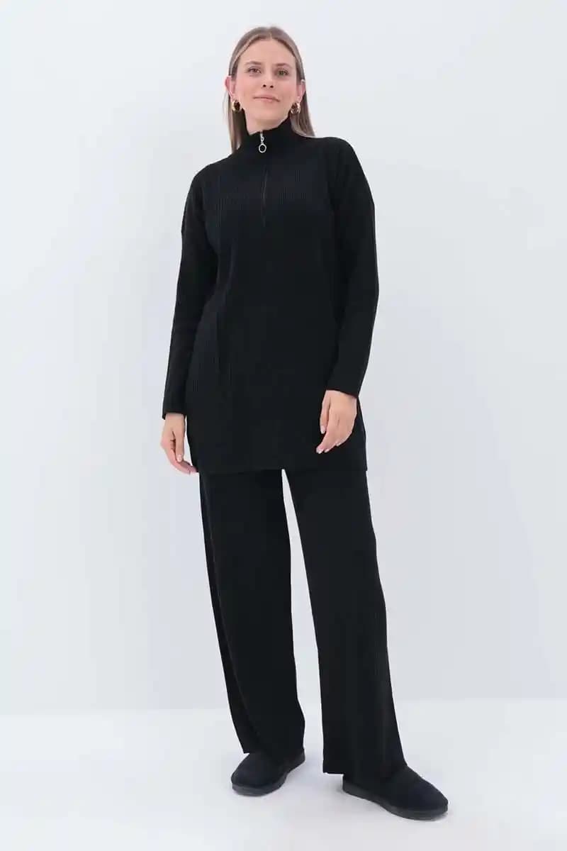 Pantolonlu Triko Takımlar ile Günlük ve İş Hayatında Şıklık ve Konforun Anahtarı