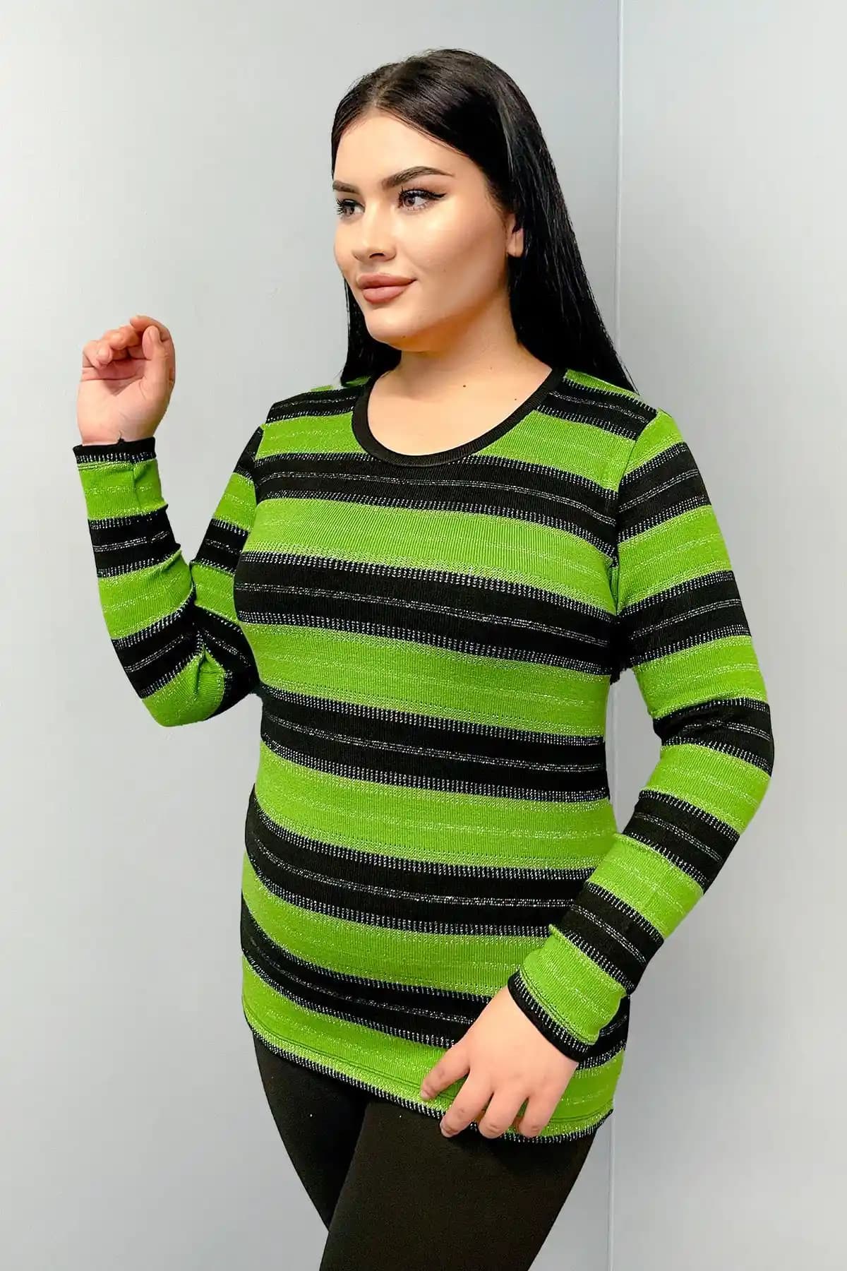 Şık Kazaklar: Moda Trendleri ve Kombinasyon İpuçlarıyla Stil Sahibi Kış Giyim