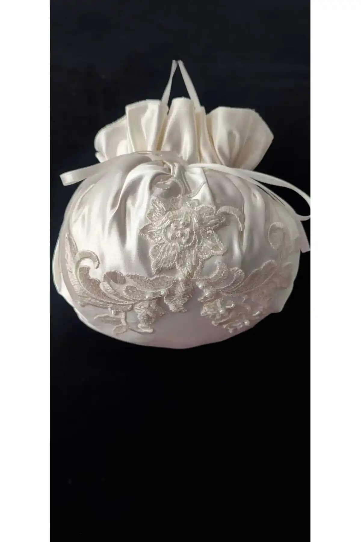 Sünnet Çantasının Moda Dünyasındaki Yeri ve Güncel Tasarım Trendleri