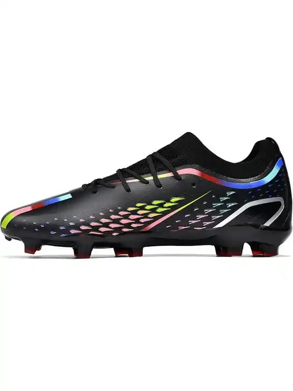 Suvan Krampon: Moda Dünyasında Yenilikçi ve Stil Sahibi Bir Ayakkabı Seçeneği