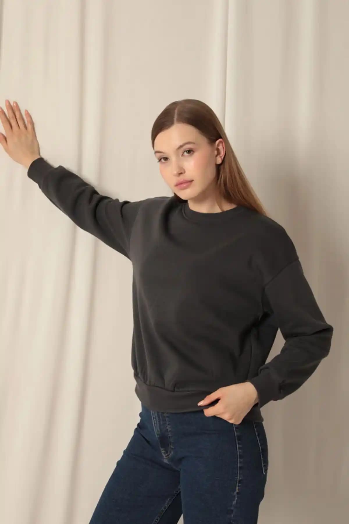 Sweat Kumaş Nedir, Özellikleri ve Moda Dünyasındaki Yeri Hakkında Detaylı Bilgi