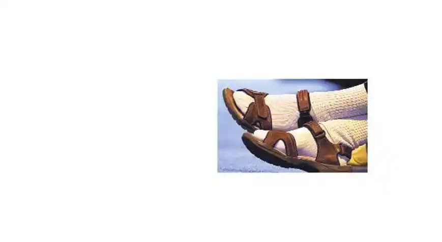 Terlik ve Çorap Modasında Güncel Trendler ve Stil İpuçları 2023