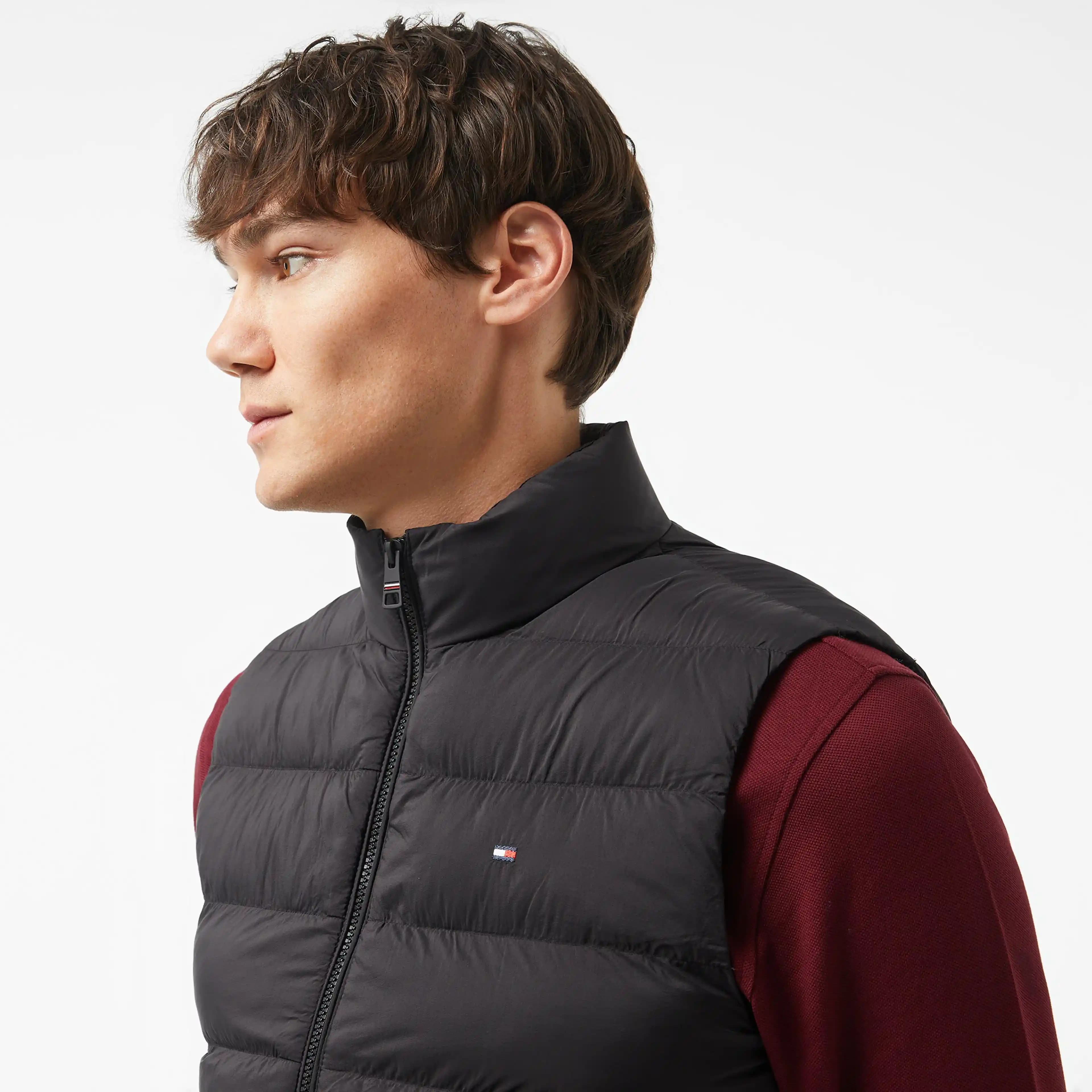 Tommy Hilfiger Yelekleriyle Şıklık ve Fonksiyonelliği Yakalamak İçin İpuçları