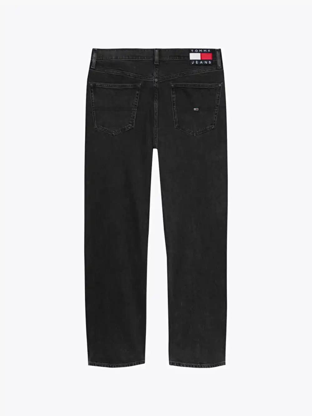 Tommy Jeans Pantolonlar: Güncel Moda Trendleri ve Stil Önerileri