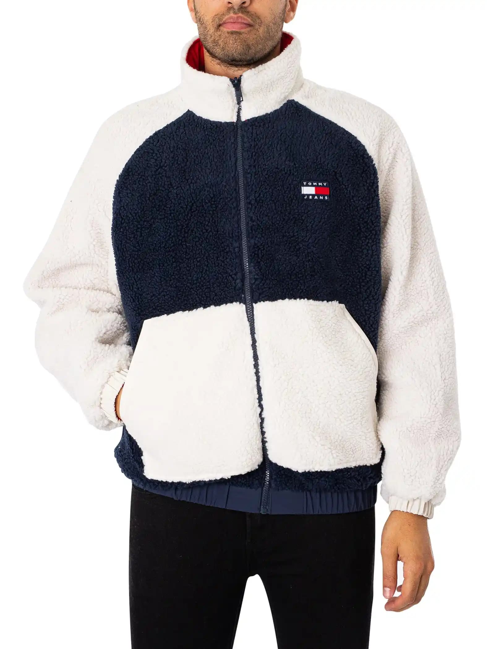 Tommy Jeans Reversible Sherpa Ceket: Çok Yönlü ve Şık Kışlık Dış Giyim Seçeneği