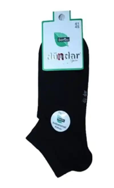 Türk Çorap Markaları ve Moda Trendleri: Kalite ve Tasarımda Güncel Yaklaşımlar