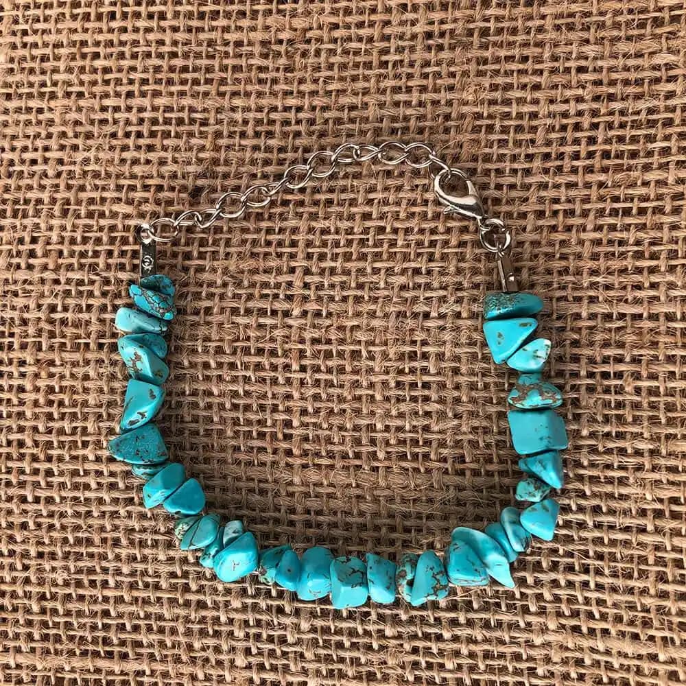 Turkuaz Taş Bileklikler: Moda ve Enerji Dolu Aksesuar Seçenekleri