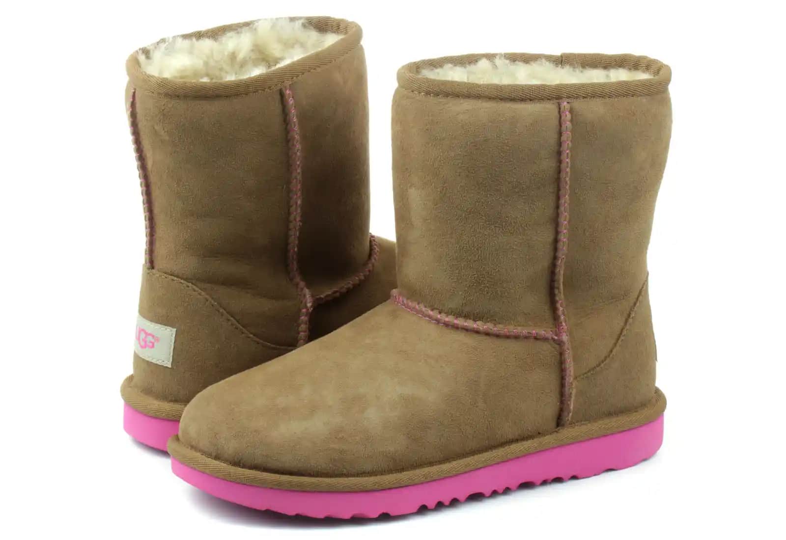 UGG Çizme Modelleri ve Moda Dünyasındaki Yeri Hakkında Detaylı Bilgi