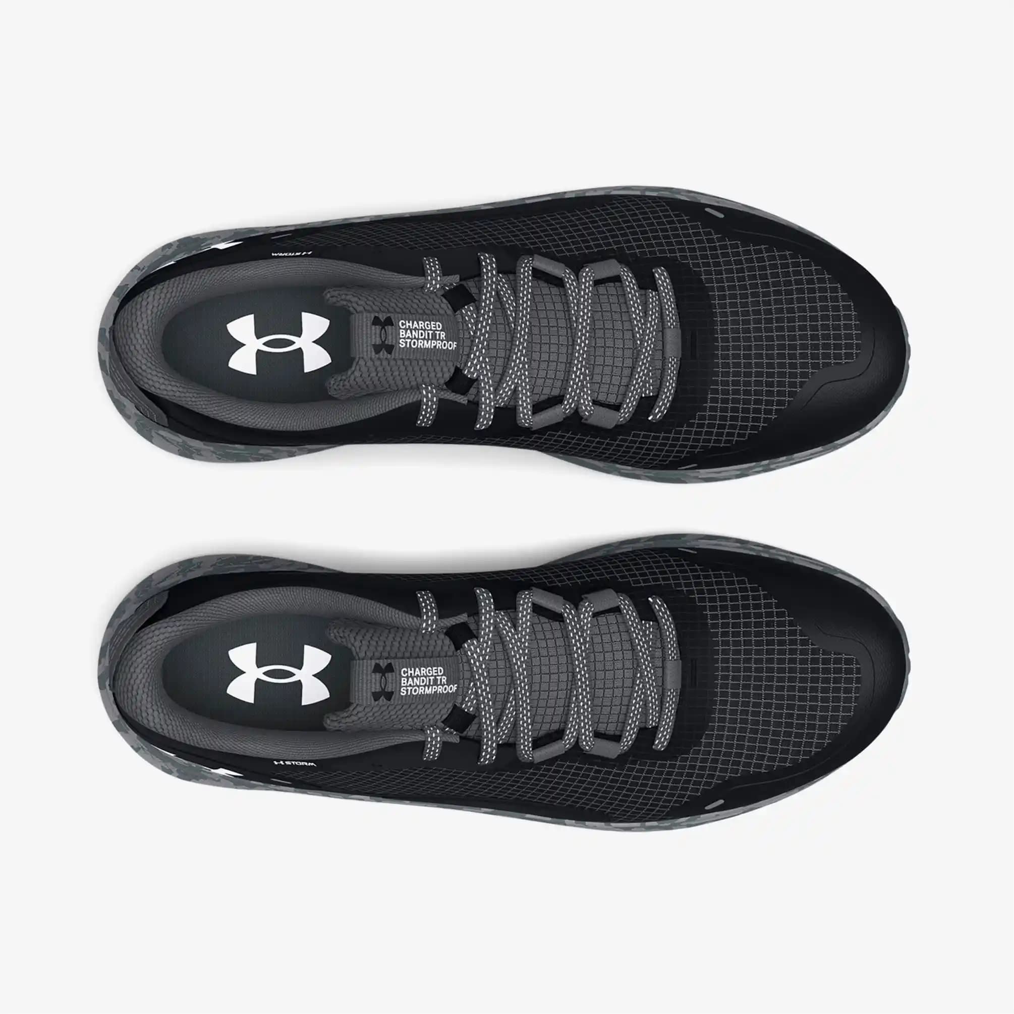 Under Armour Erkek Siyah Ayakkabılar: Spor ve Moda Dünyasının Şıklık Simgesi