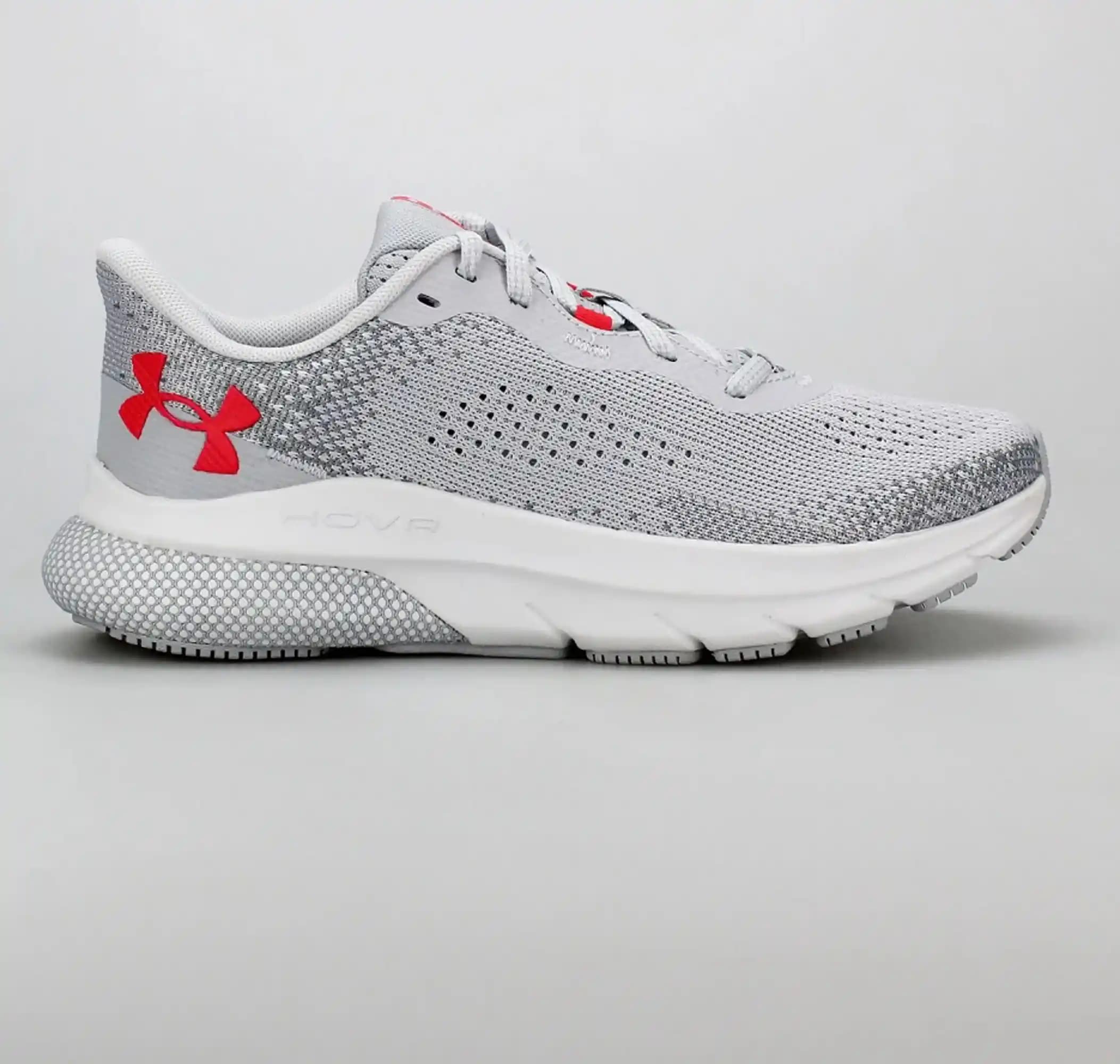 Under Armour Hovr Serisi Spor ve Şıklık Sunan Modern Ayakkabılar