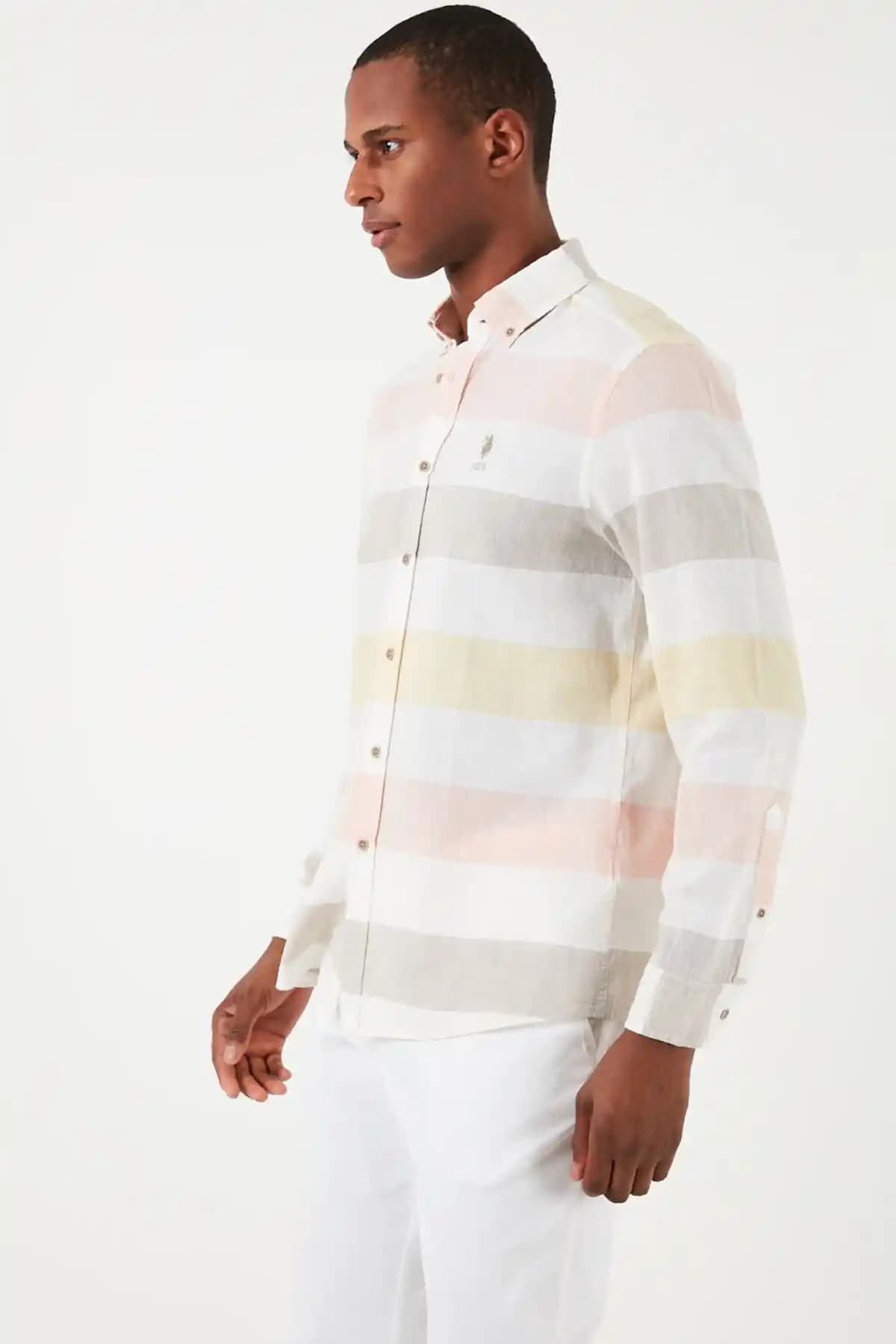 Us Polo Çizgili Gömlekler: Moda ve Stil İçin Zamansız Bir Seçenek