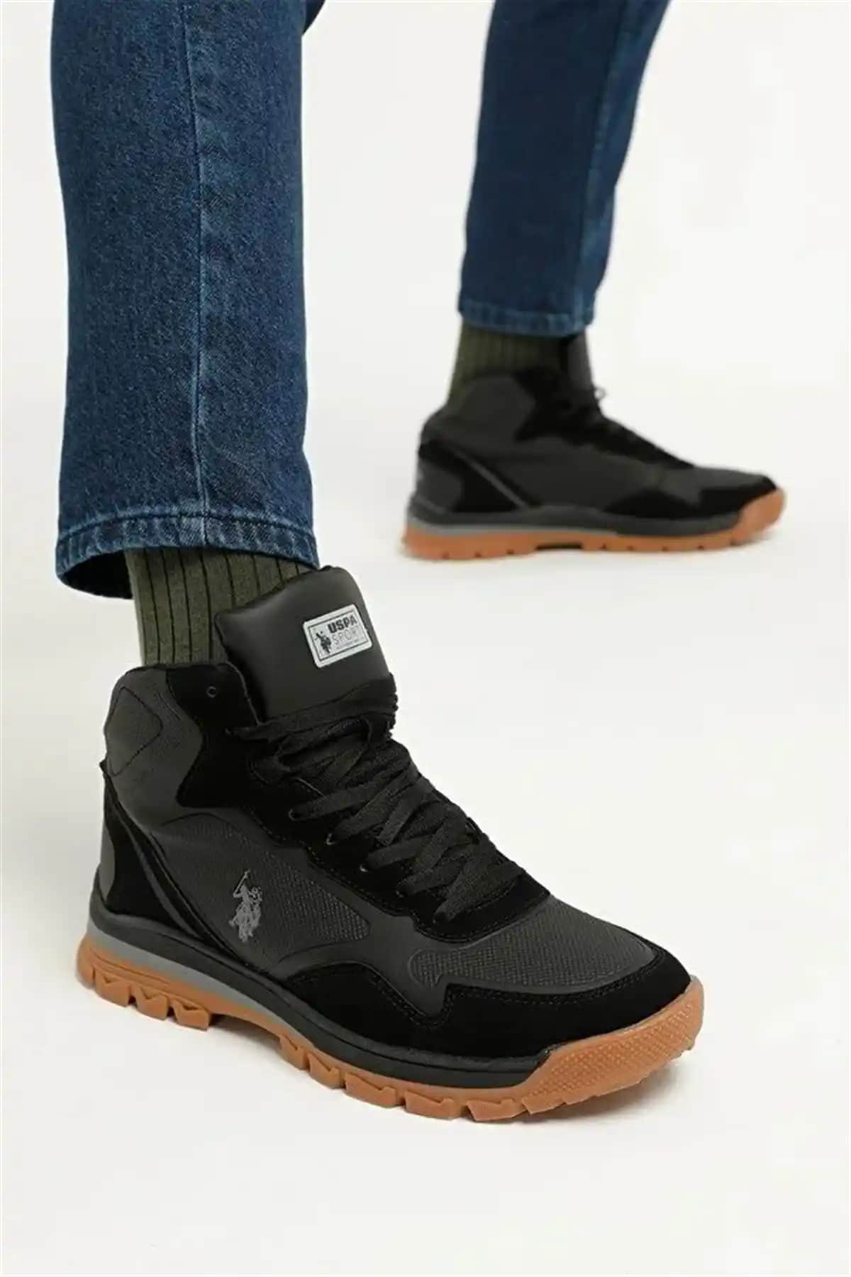 Us Polo Erkek Botları: Şıklık ve Fonksiyonelliği Bir Arada Sunan Modaya Uygun Seçenekler