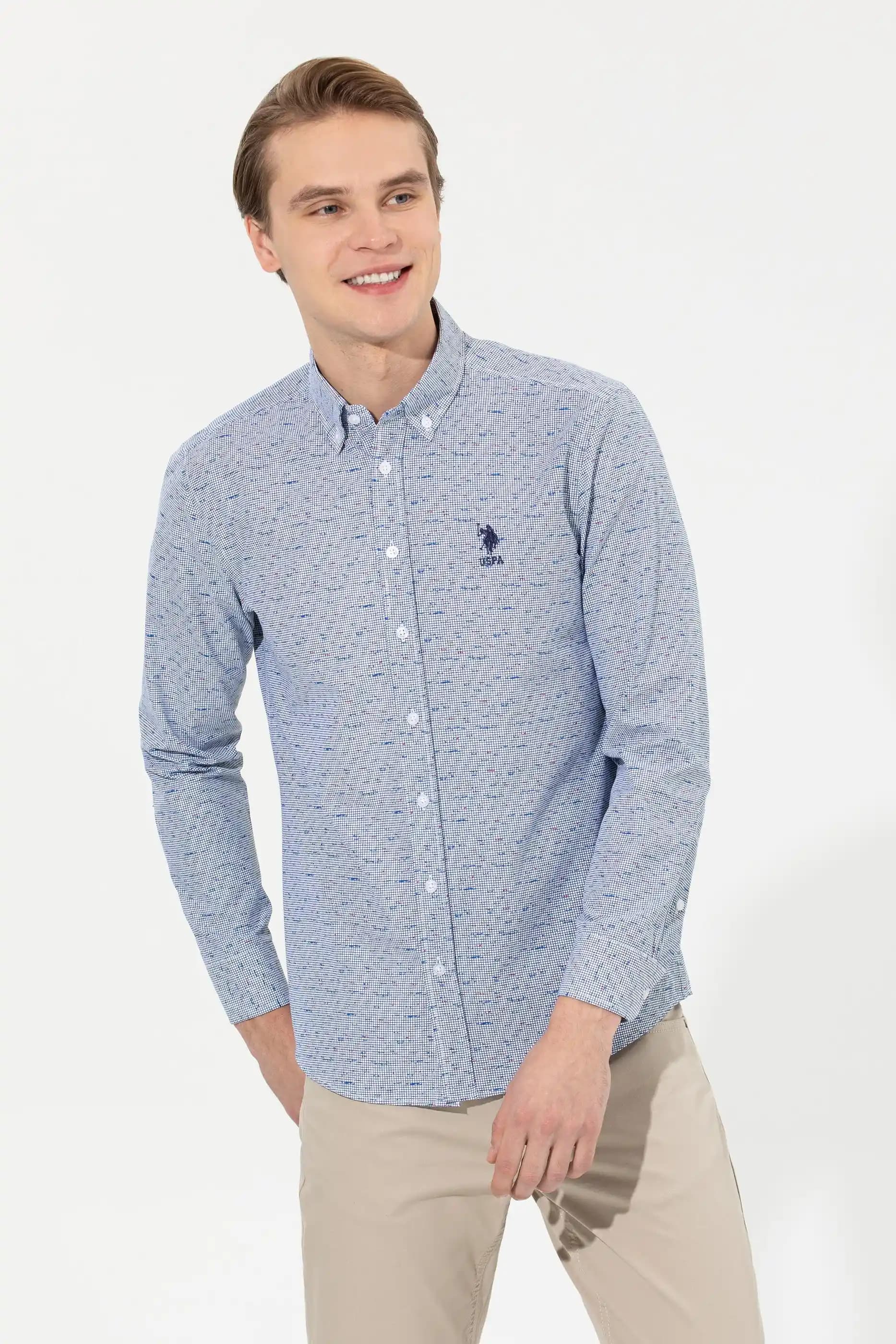 Us Polo Lacivert Gömlekler: Moda ve Kalitenin Şıklıkla Buluştuğu Parçalar