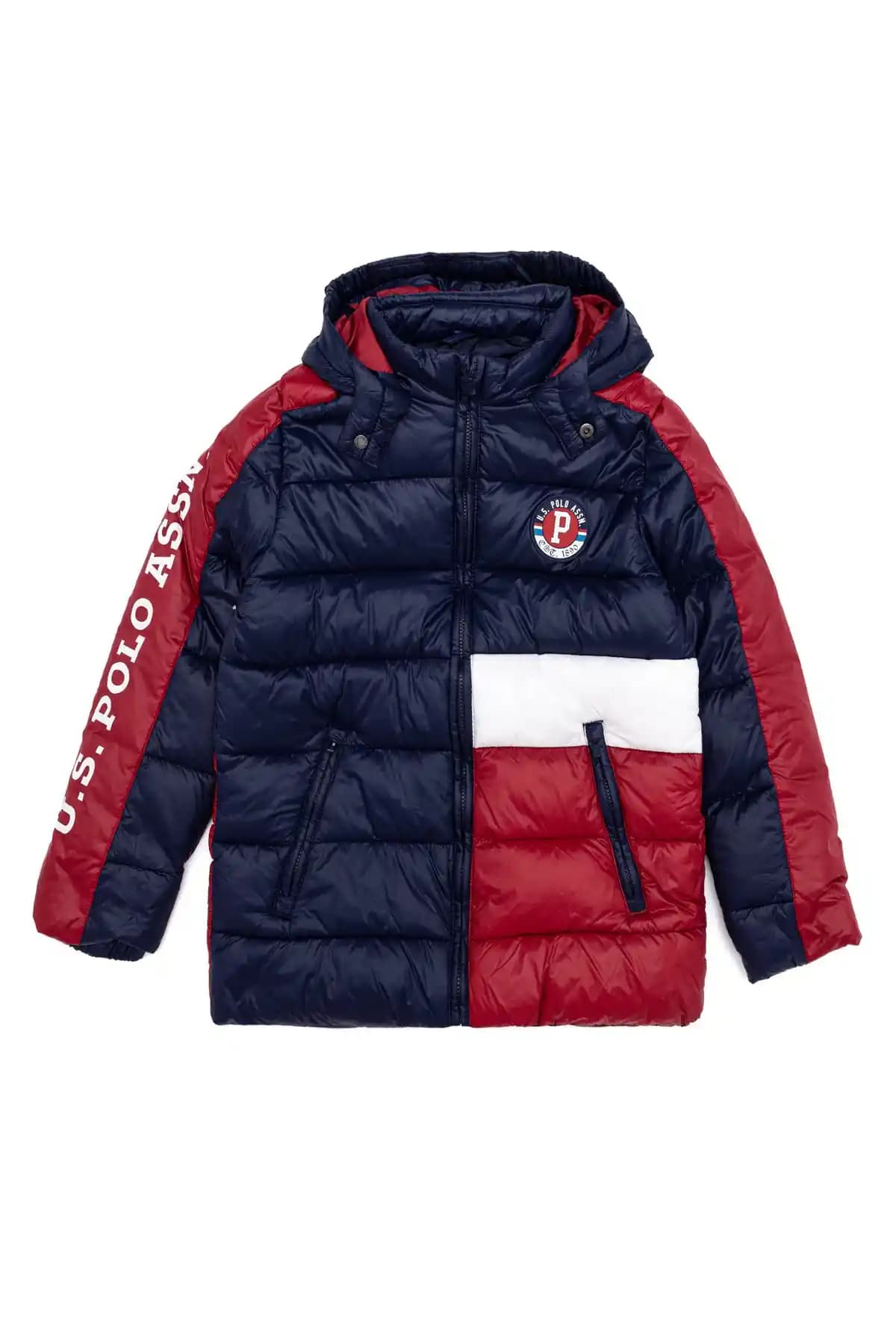 US Polo Mont Çocuk Koleksiyonu: Şıklık ve Konforu Bir Arada Sunan Modern Tasarımlar