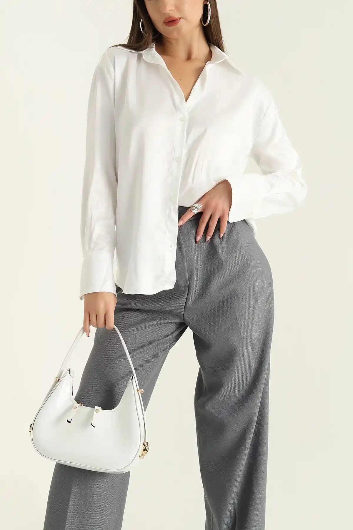 Uzun Kollu Bayan Gömlekler Modası ve Kombin İpuçları 2023