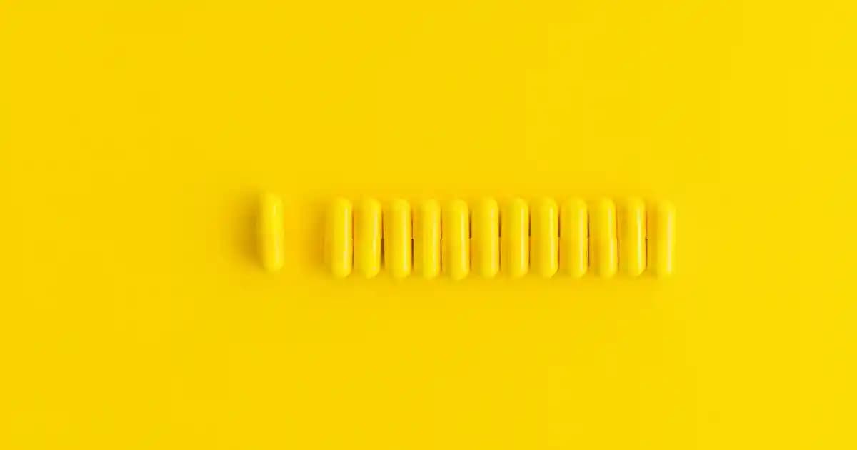 Uzun Yırtmaçlı Elbiseler Moda Dünyasında Zarafet ve Şıklığın Temsilcisi