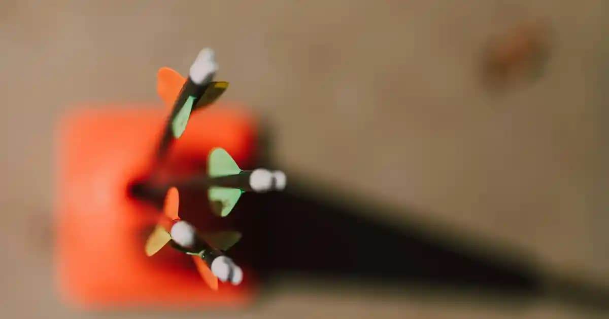 Vakko Smokinin Zarif Dünyası: Lüks ve Şıklığın Buluştuğu En İyi Erkek Giyim Seçenekleri