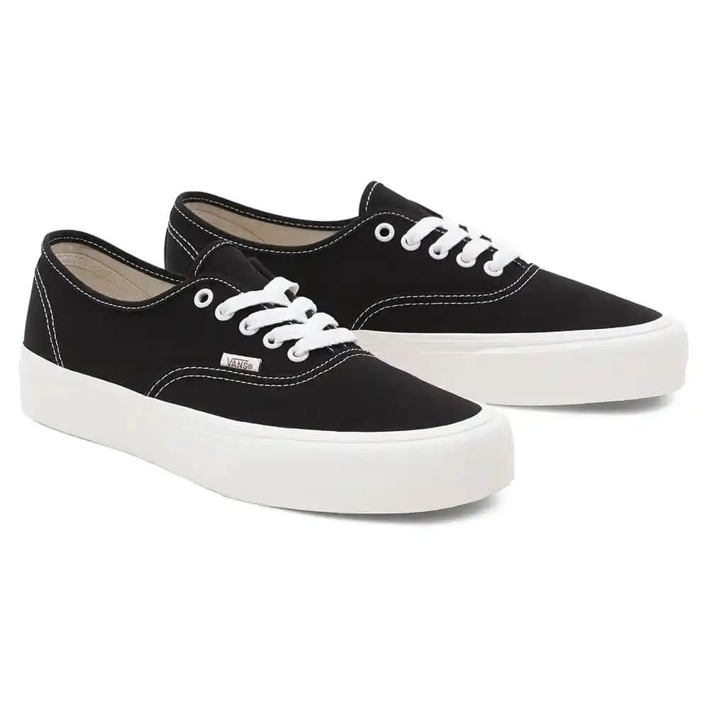 Vans Authentic VR3 Moda Dünyasında Yenilikçi ve Dayanıklı Bir İkon Haline Geliyor