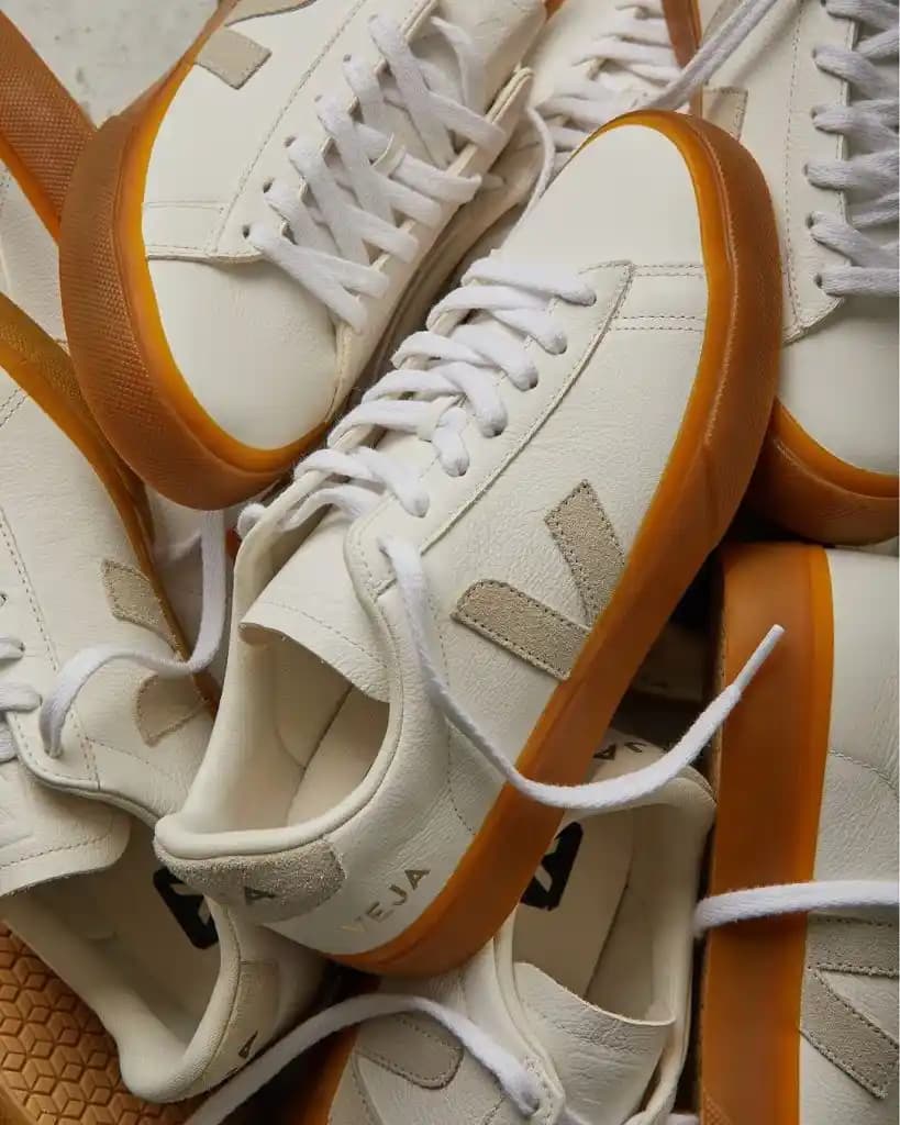 Veja Markası: Sürdürülebilirlik ve Şıklığı Birleştiren Moda Trendleri
