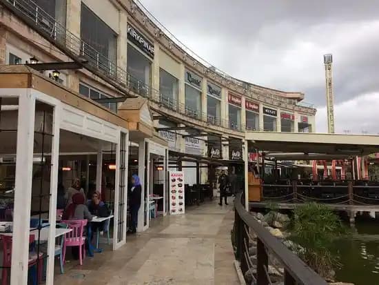 Viaport Outlet Moda ve Uygun Fiyatlı Alışveriş Merkezi Türkiye'nin En Popüler Moda Noktası