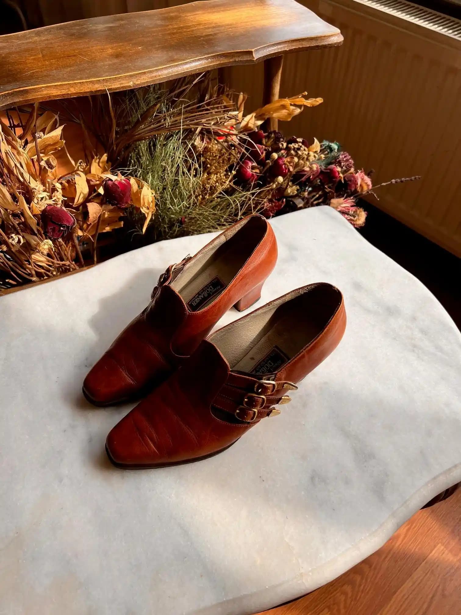 Vintage Ayakkabılar ile Zamansız Şıklık ve Tarzın Günümüzdeki Yeri