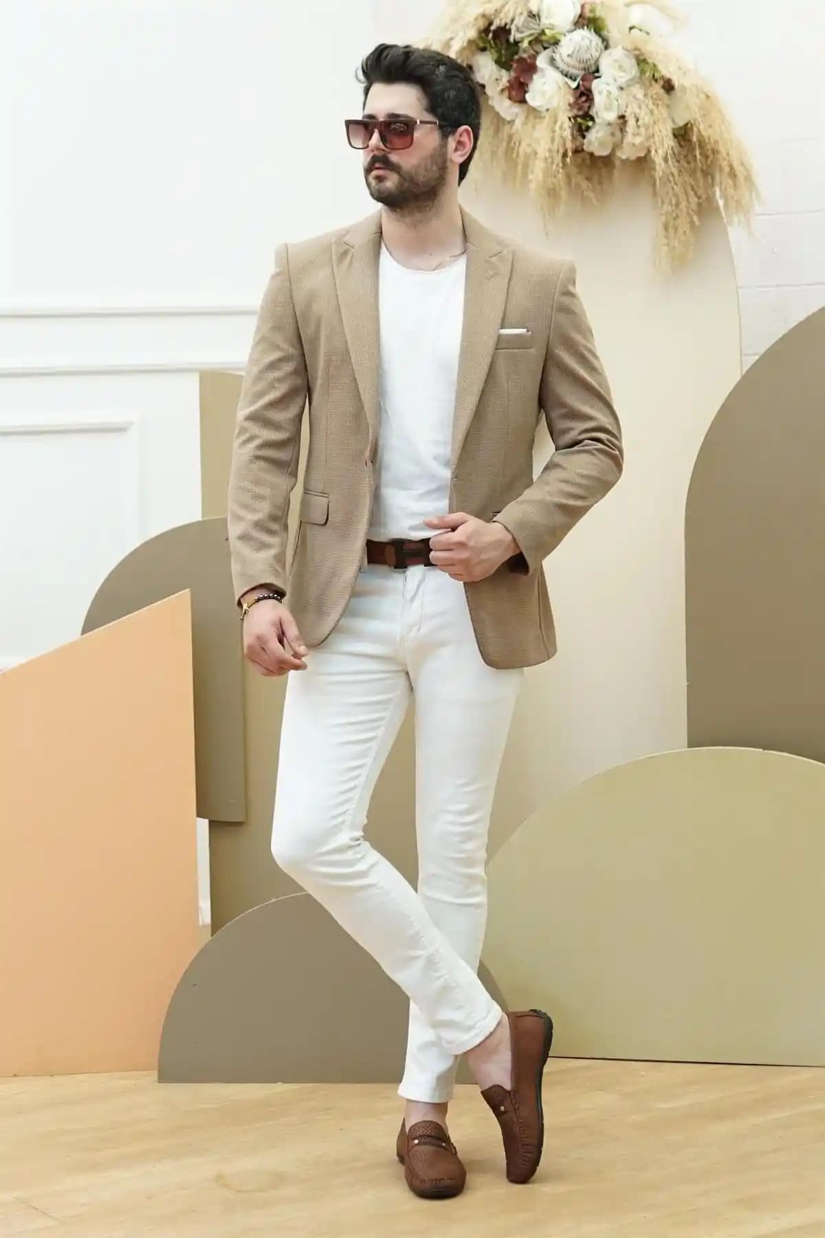 Vizon Ceket Kombinleri: Günlük ve Şık Stiller İçin Moda Rehberi