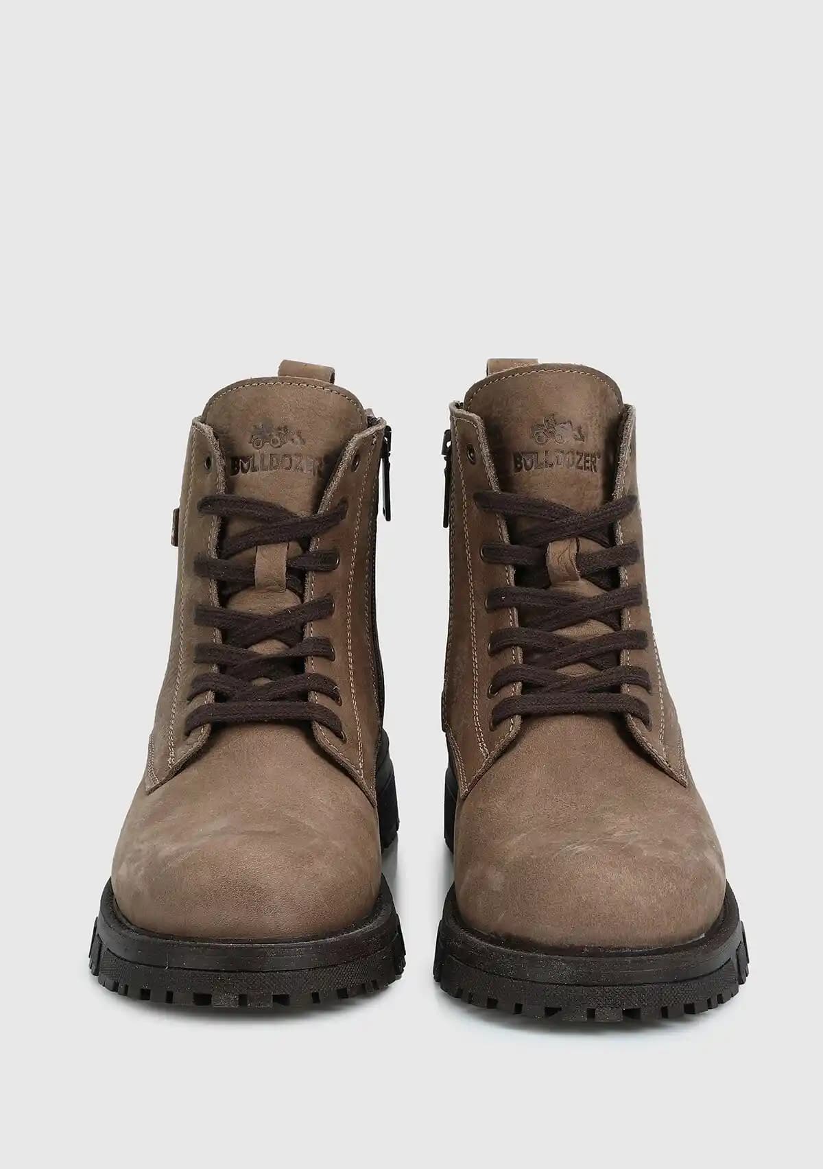 Vizon Erkek Botları: Moda ve Fonksiyonelliği Bir Arada Sunan Güncel Trendler