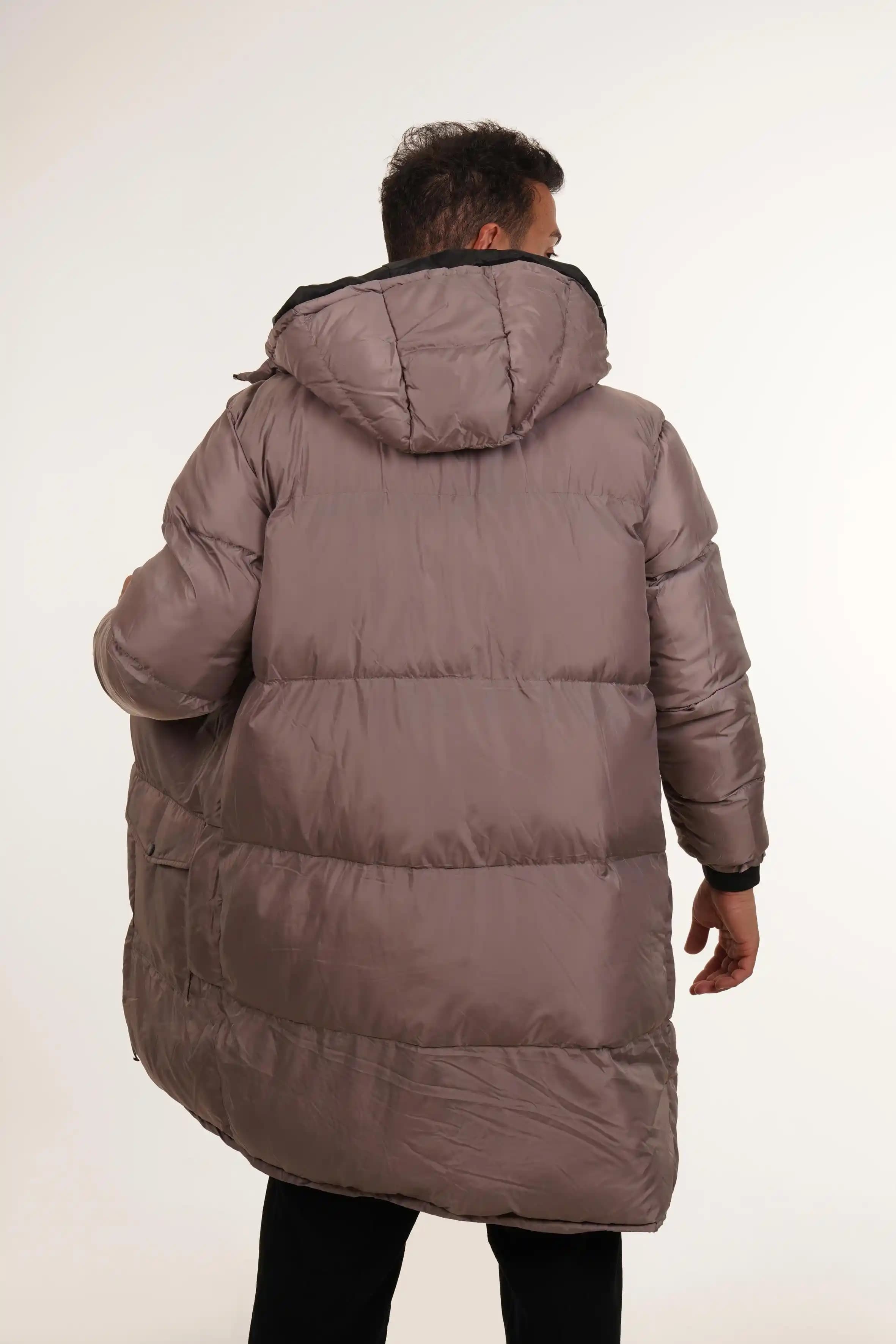 Vizon Renkli Şişme Montlar: Kış Aylarında Şıklık ve Konforun Anahtarı