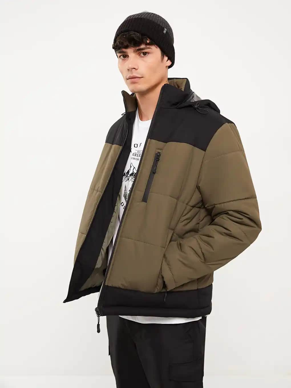 Xside Erkek Montlar: Modern Tasarımlar ve Fonksiyonellik ile Güncel Moda Trendleri