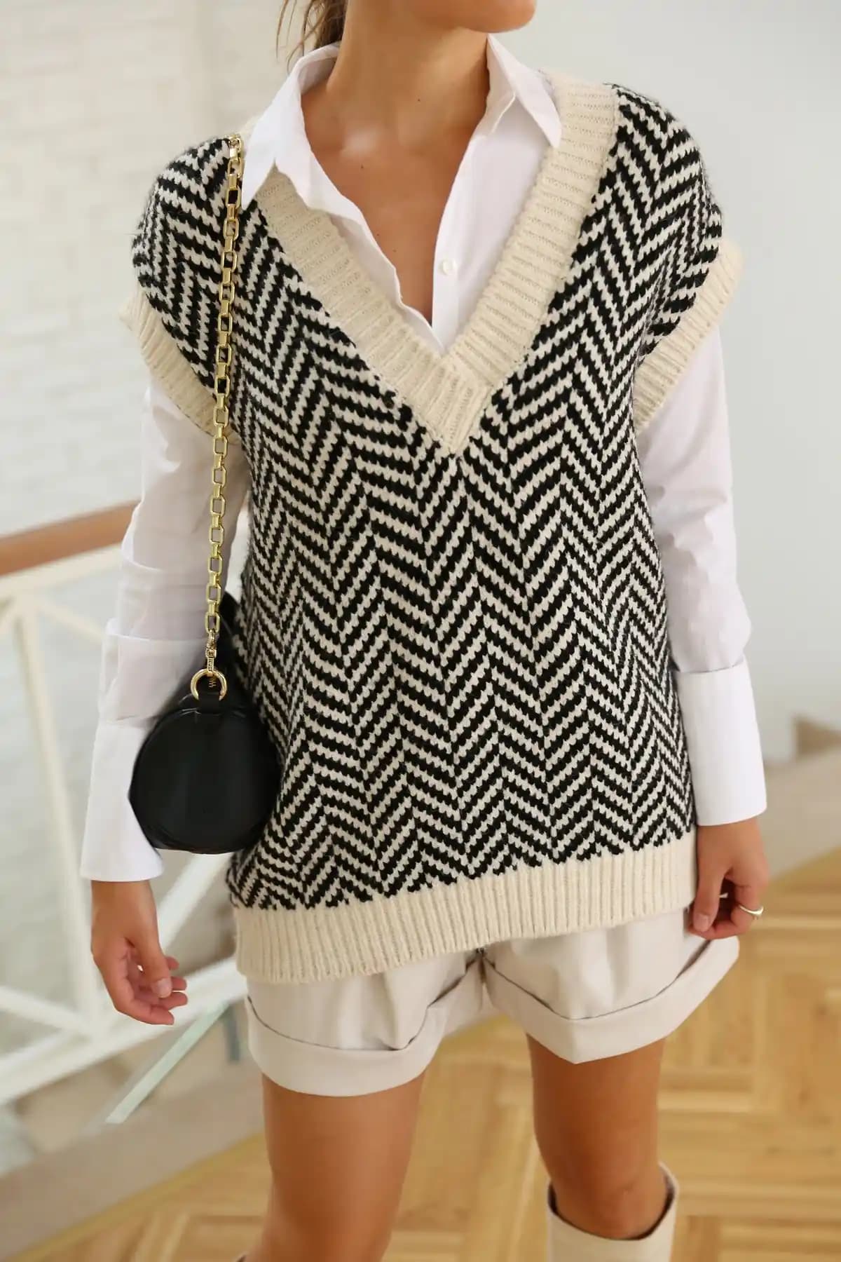 Yaka Süveter Modelleri ve Moda Dünyasında Güncel Trendler Hakkında Kapsamlı Bilgi