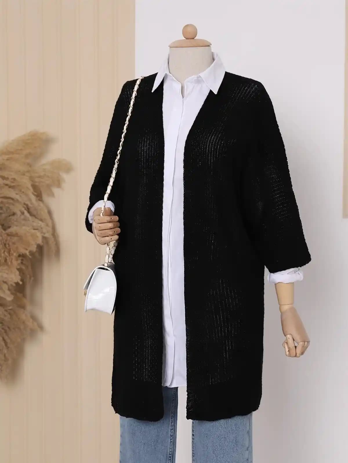 Yarım Kol Hırka Modelleri: Güncel Trendler ve Stil İpuçlarıyla Şıklık ve Konfor Bir Arada