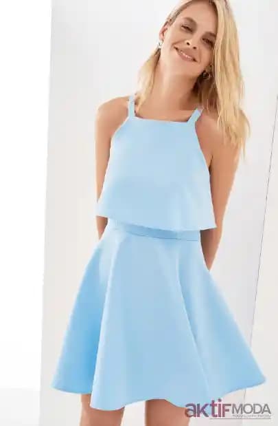 Yaz Düğün Elbiseleri Moda Rehberi: Şıklık ve Rahatlığın Buluştuğu Trendler