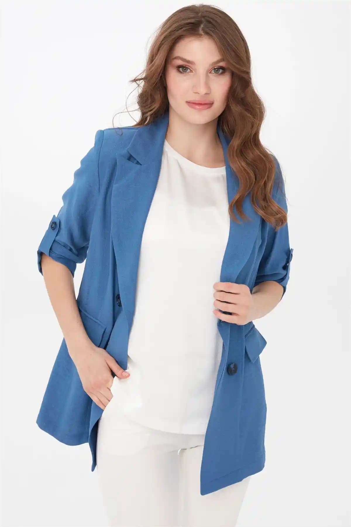 Yazlık Keten Ceketler Kadınlar İçin Şıklık ve Rahatlık Sunan Çok Yönlü Parçalar