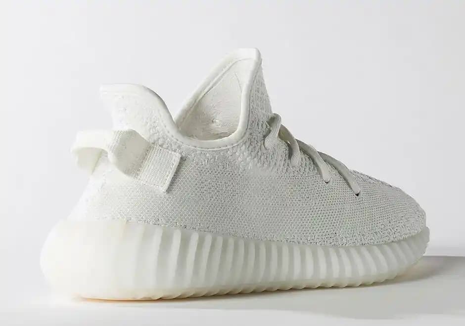Yeezy Boost 350 V2 Beyaz: Moda Dünyasının En Popüler ve Konforlu Sneaker Modeli
