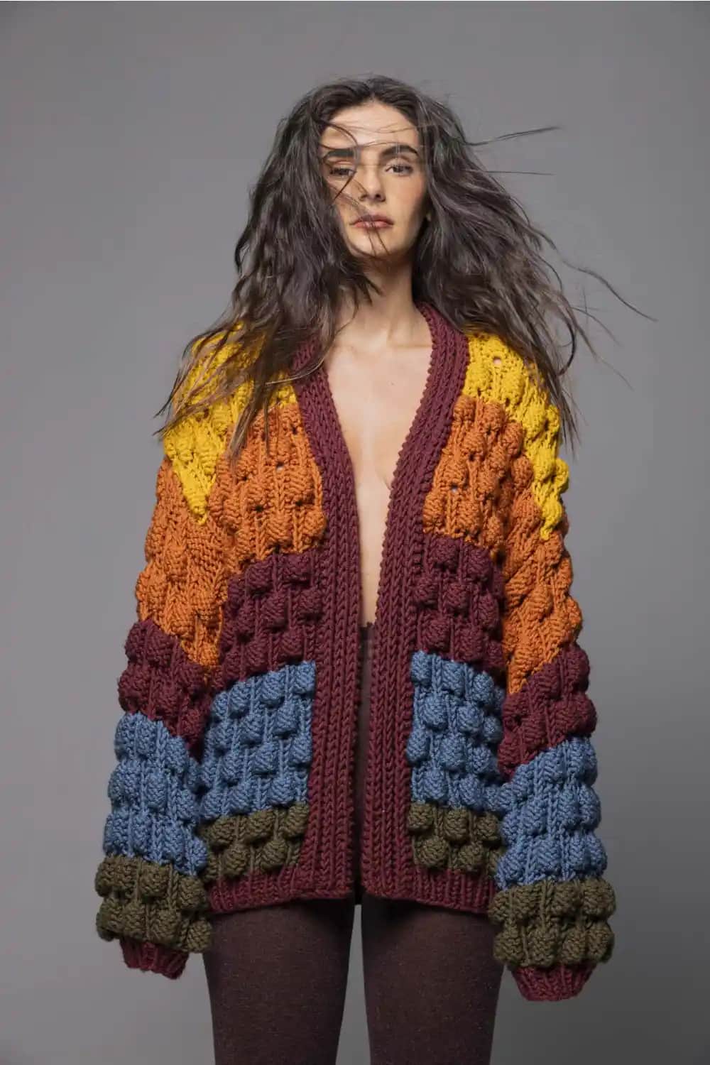 Yeni Hırka Modelleri ve Trendlerle Kış ve Mevsim Geçişlerinde Şıklık