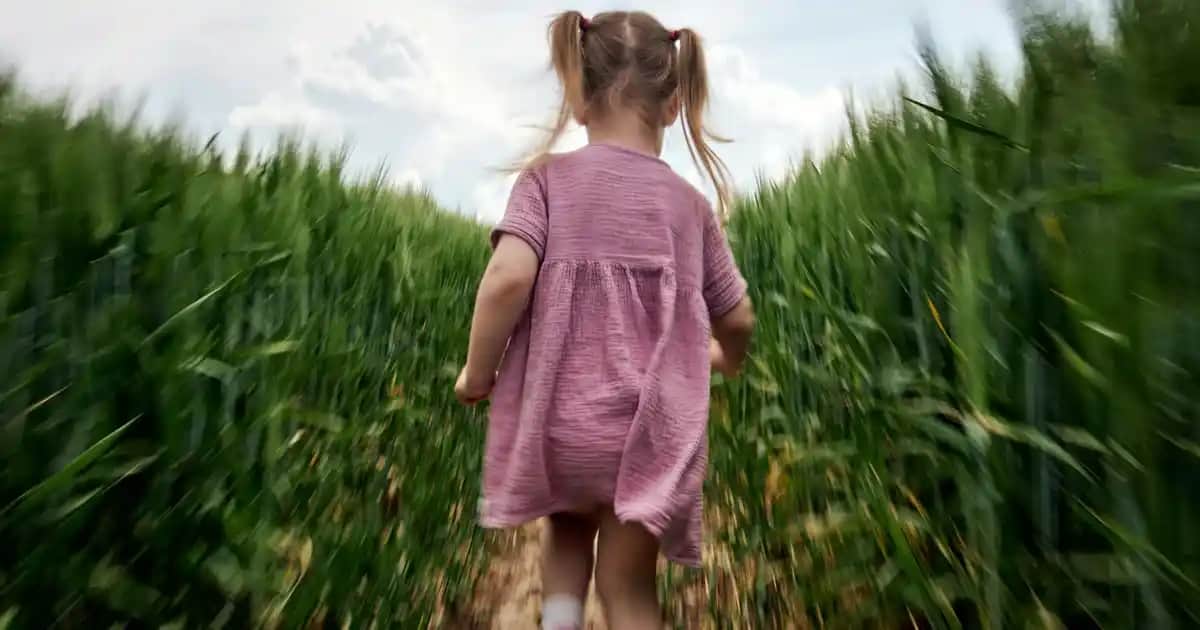 Yeşil Kazak Modelleri: Günlük ve Şık Kombinler İçin Trend Tasarımlar